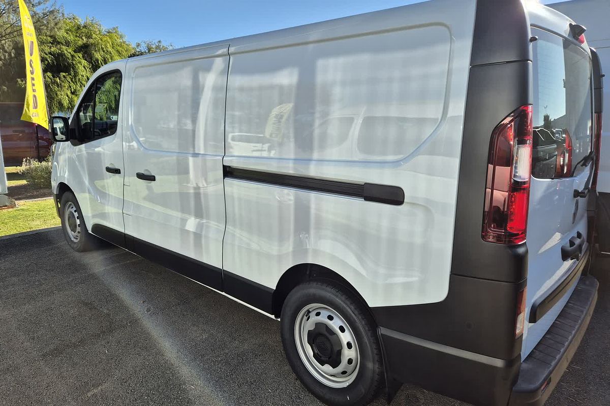 2026 Renault Trafic Pro X82 SWB Low Roof