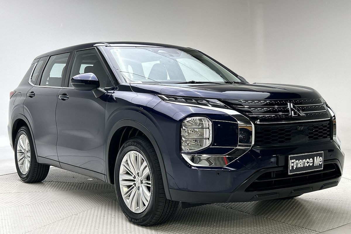 2023 Mitsubishi Outlander ES ZM