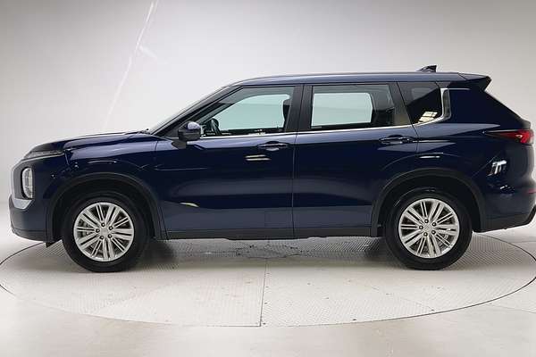 2023 Mitsubishi Outlander ES ZM thumb-4