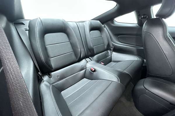 2017 Ford Mustang GT FM thumb-11