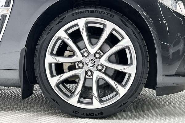 2017 Holden Calais V VF Series II thumb-9