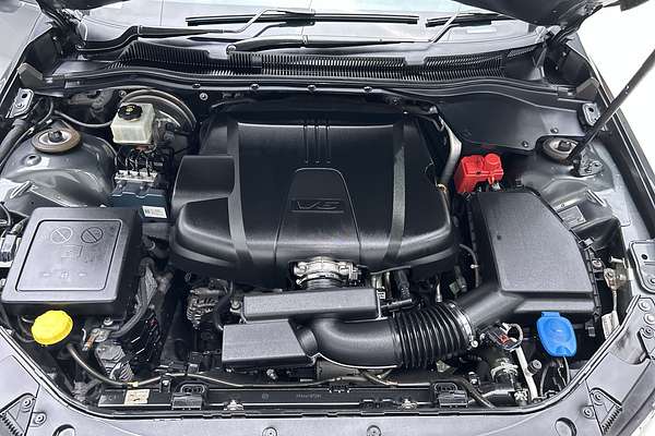 2017 Holden Calais V VF Series II thumb-10