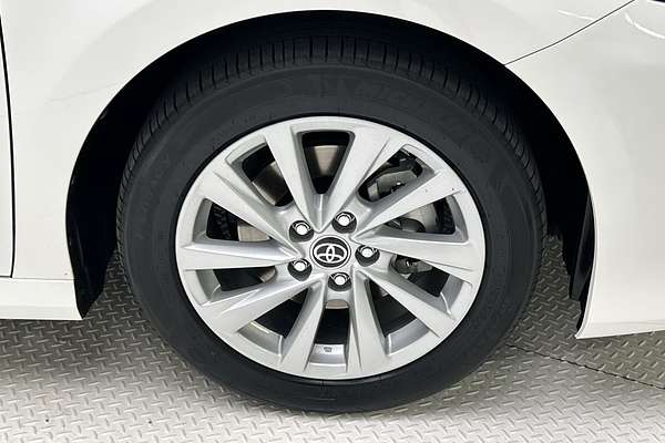 2023 Toyota Camry Ascent AXVH70R thumb-9