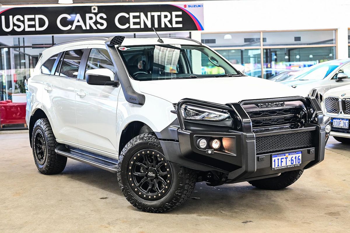 2024 Isuzu MU-X LS-T