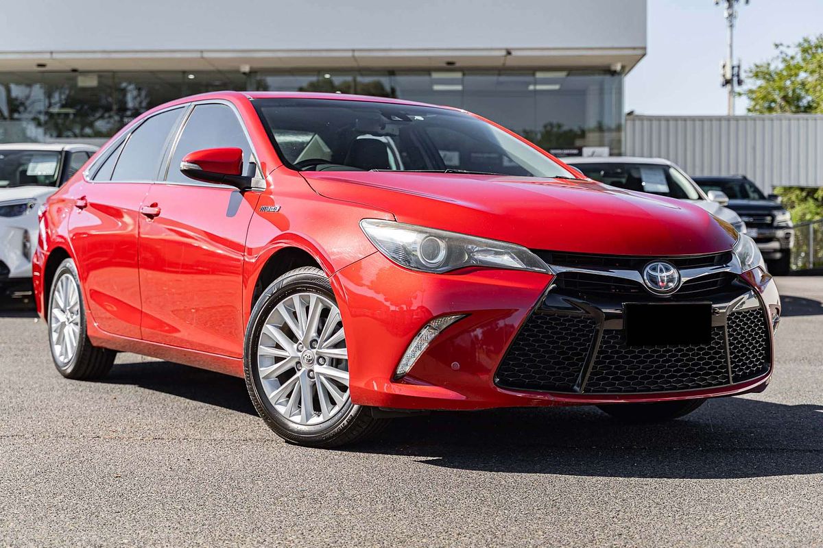 2016 Toyota Camry Atara SL AVV50R