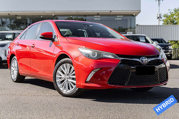 2016 Toyota Camry Atara SL AVV50R