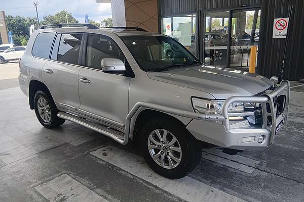2015 Toyota Landcruiser Sahara VDJ200R