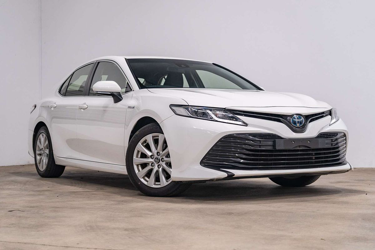 2018 Toyota Camry Ascent AXVH71R