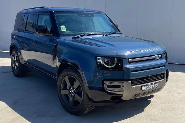 2025 Land Rover Defender 110 P400e X-Dynamic SE L663