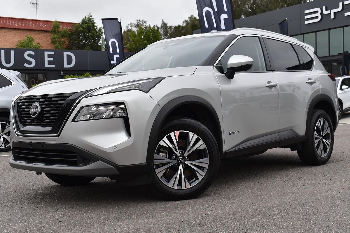 2025 Nissan X-TRAIL ST-L e-POWER T33