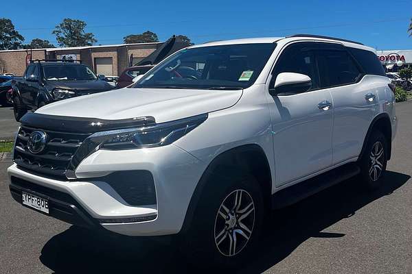 2025 Toyota Fortuner GXL GUN156R