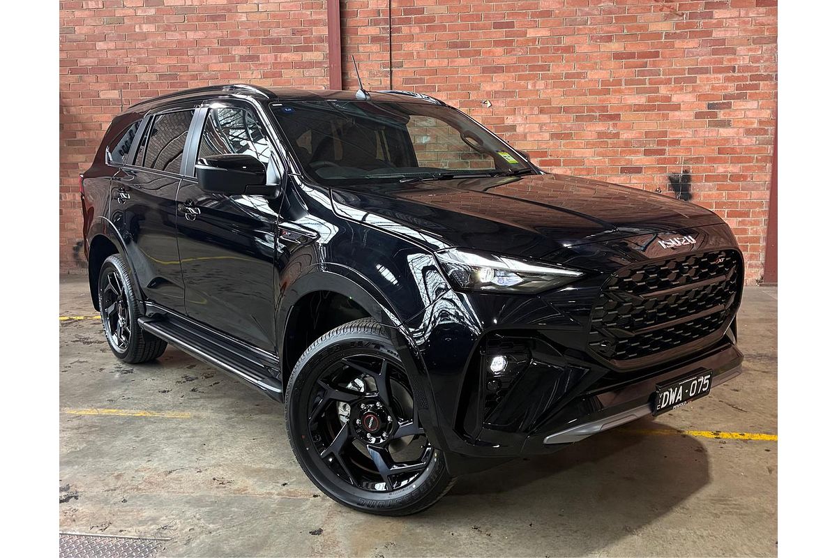 2025 Isuzu MU-X X-TERRAIN