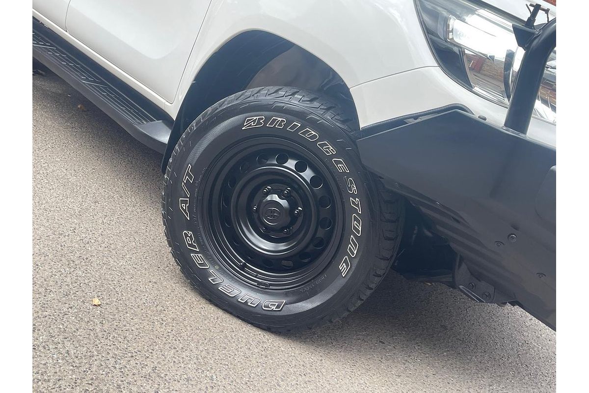 2018 Toyota Hilux SR GUN126R 4X4