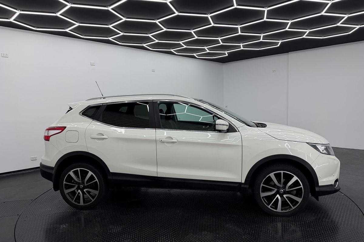 2015 Nissan QASHQAI Ti J11