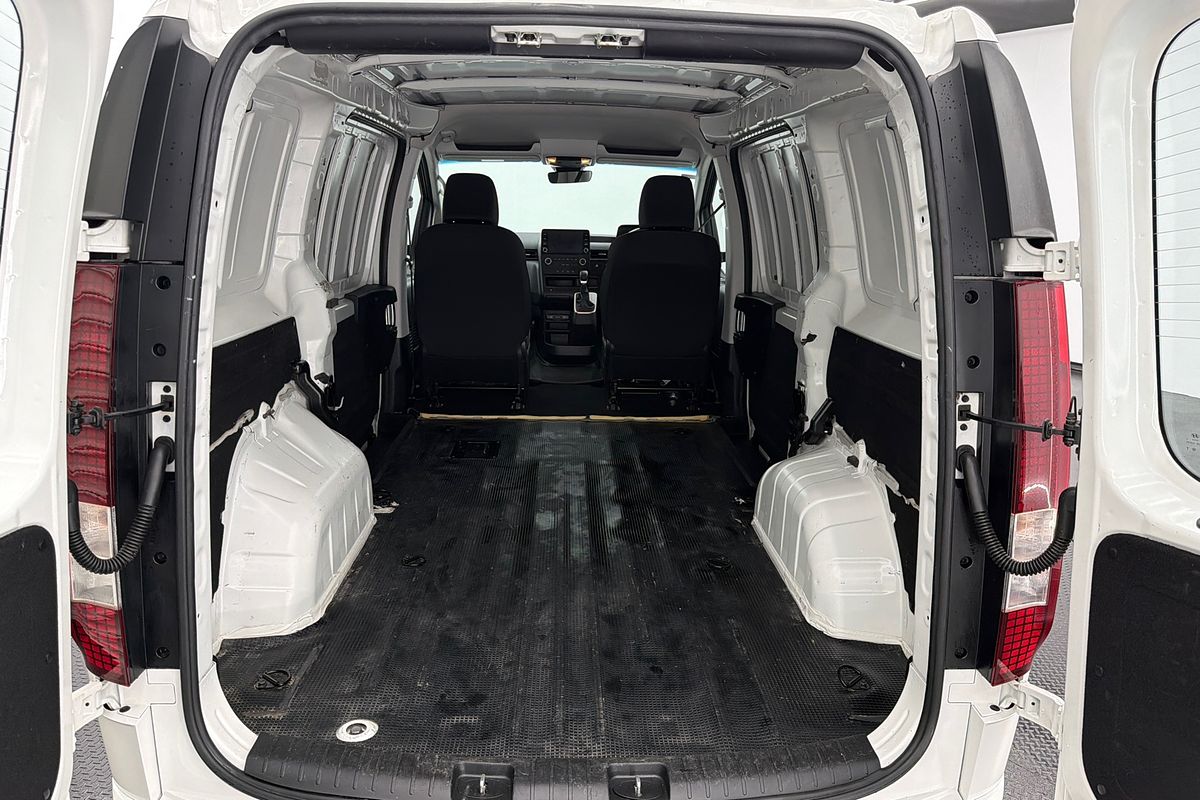 2023 Hyundai STARIA LOAD US4.V2