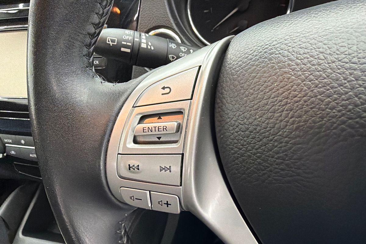 2015 Nissan QASHQAI Ti J11