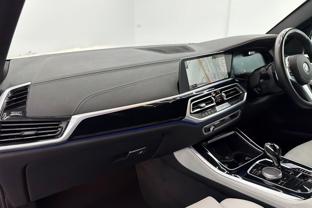 2023 BMW X5 xDrive30d M Sport G05