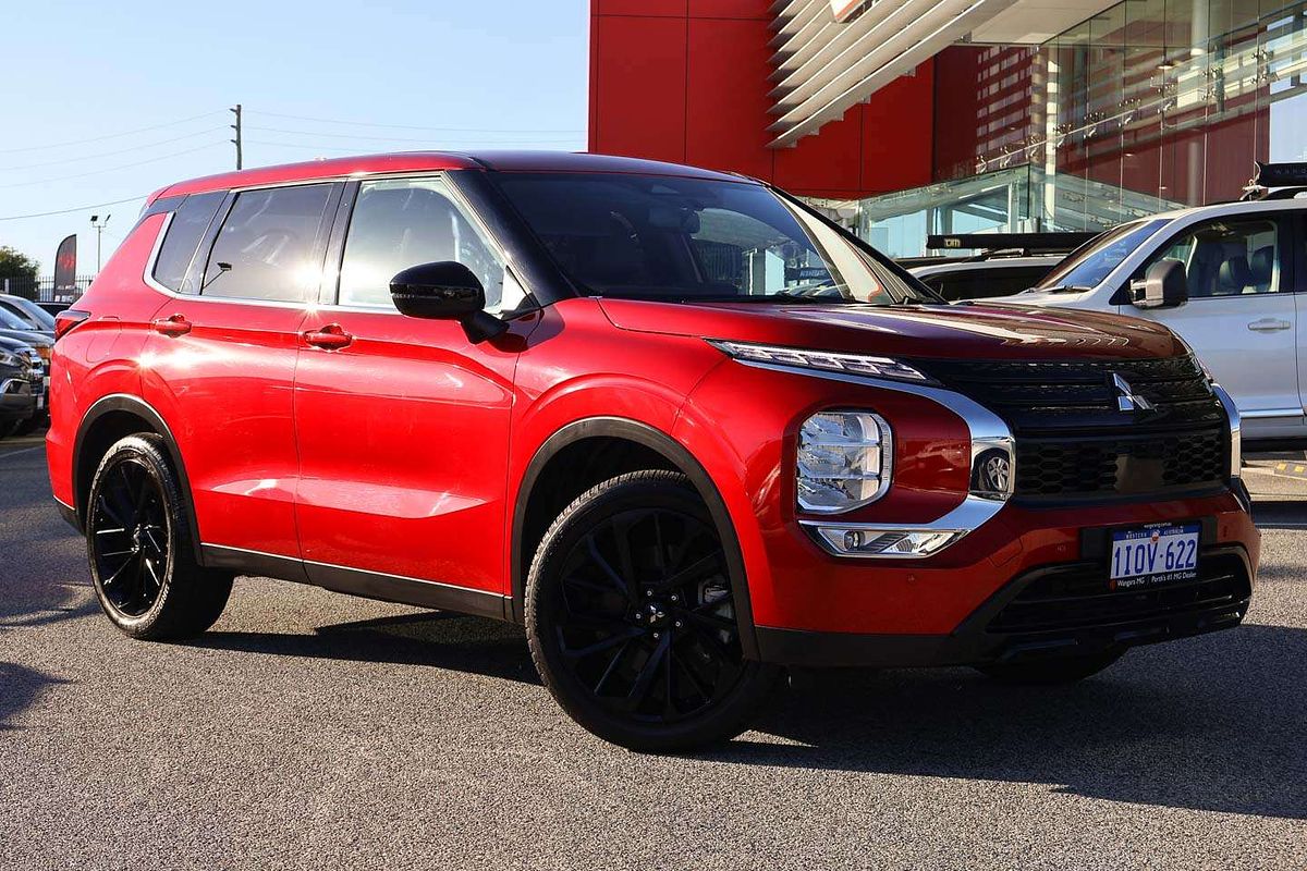2024 Mitsubishi Outlander Black Edition ZM