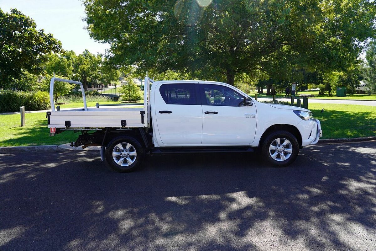 2017 Toyota Hilux SR GUN126R 4X4