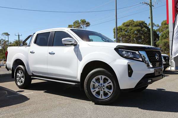 2025 Nissan Navara ST D23 4X4