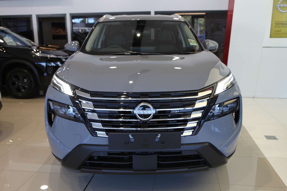 2026 Nissan X-TRAIL ST-L T33