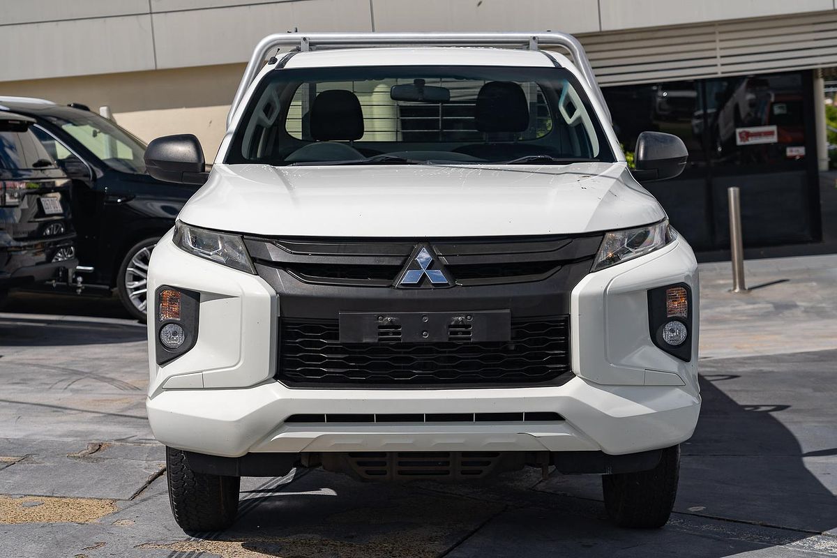 2019 Mitsubishi Triton GLX MR 4X4