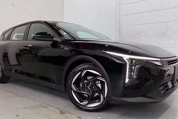 2025 Kia K4 Sport+ CL4m