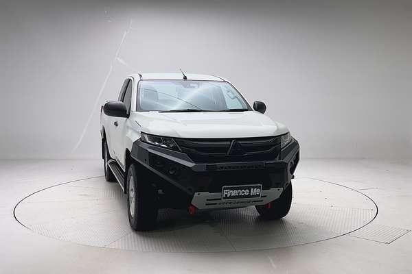 2020 Mitsubishi Triton GLX+ MR 4X4 thumb-4
