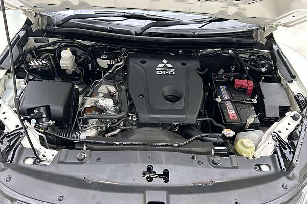 2020 Mitsubishi Triton GLX+ MR 4X4 thumb-10