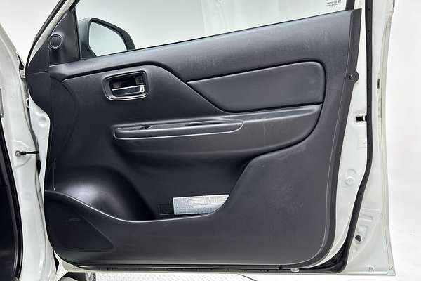 2020 Mitsubishi Triton GLX+ MR 4X4 thumb-18