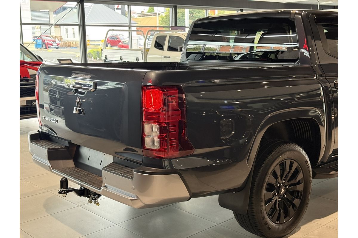 Mitsubishi Triton GLX-R Special Edition Double Cab Pick Up Mitsubishi Triton GLX-R Special Edition Double Cab Pick Up