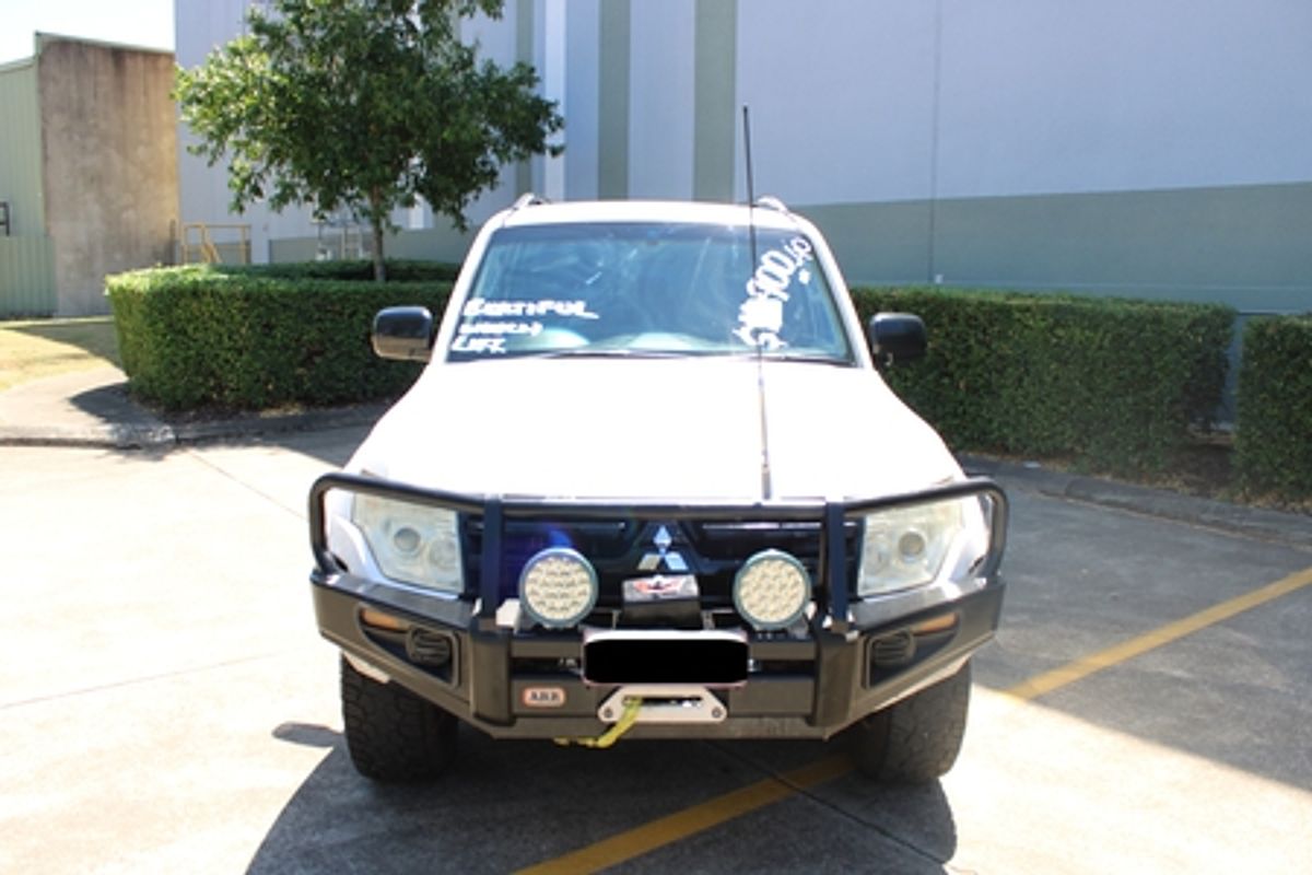 2010 Mitsubishi Pajero GLX NT