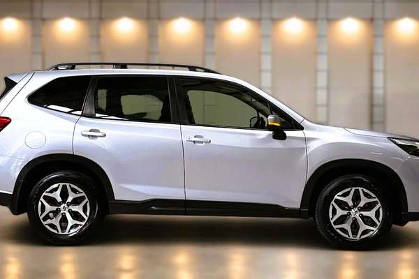 2023 Subaru Forester 2.5i S5