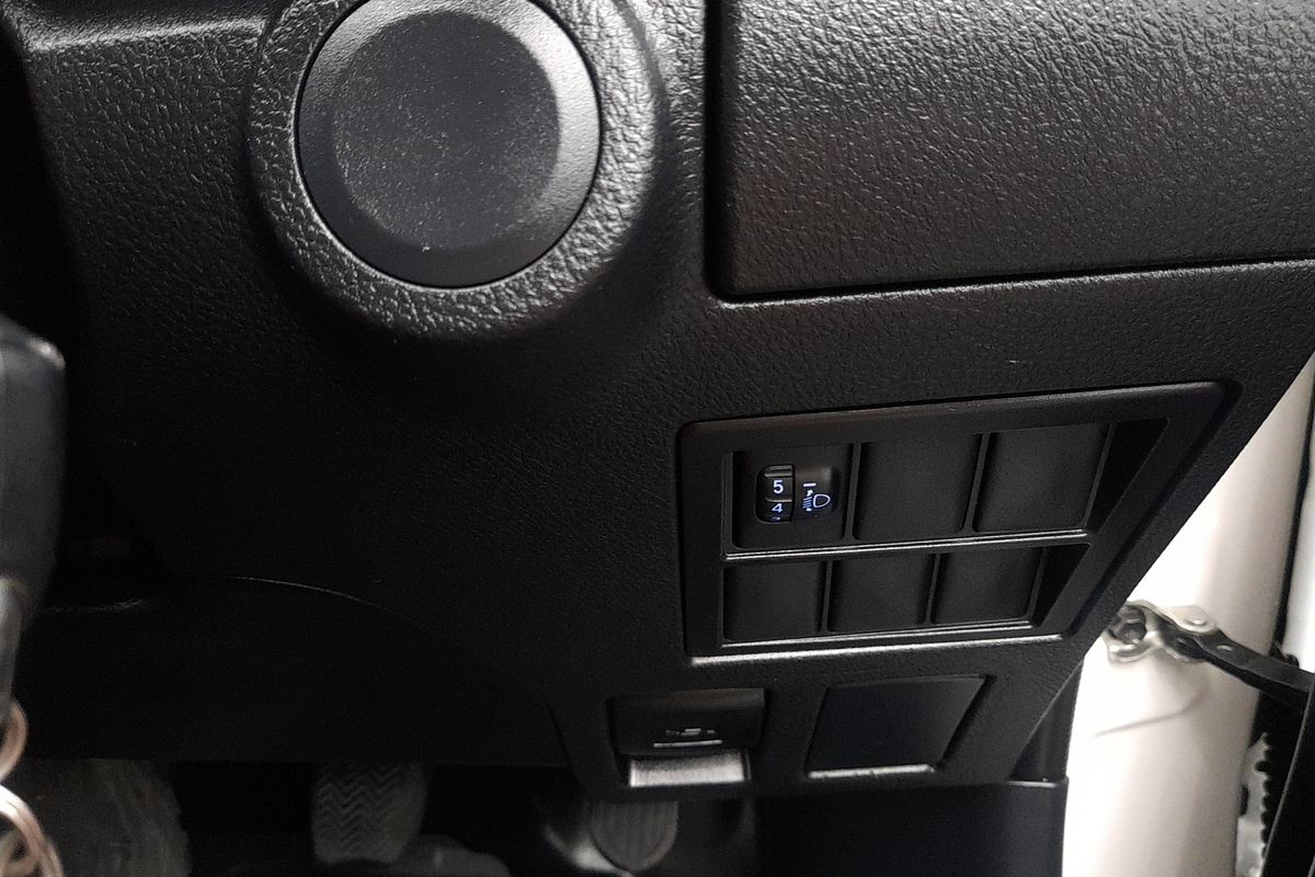 2022 Toyota Hilux Workmate TGN121R Rear Wheel Drive