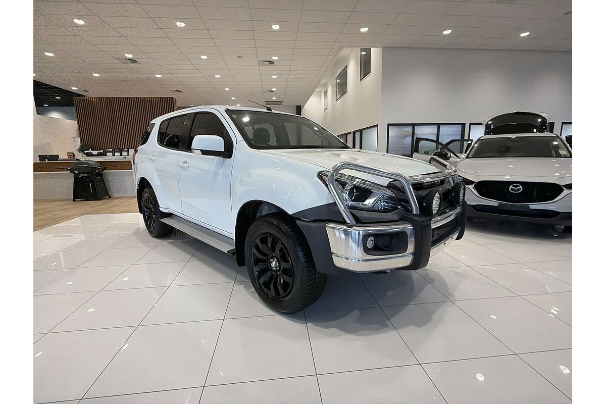 2020 Isuzu MU-X LS-M