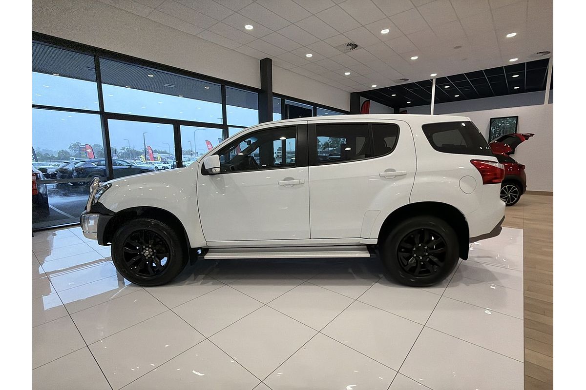 2020 Isuzu MU-X LS-M