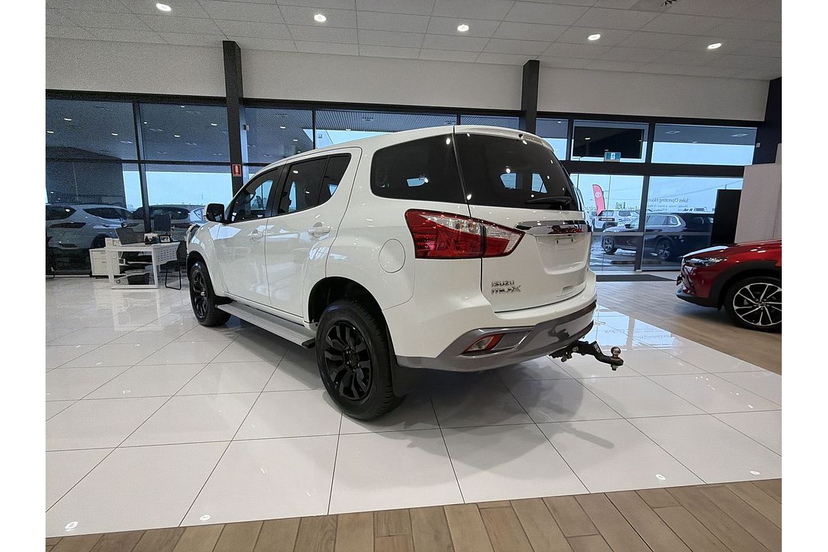 2020 Isuzu MU-X LS-M