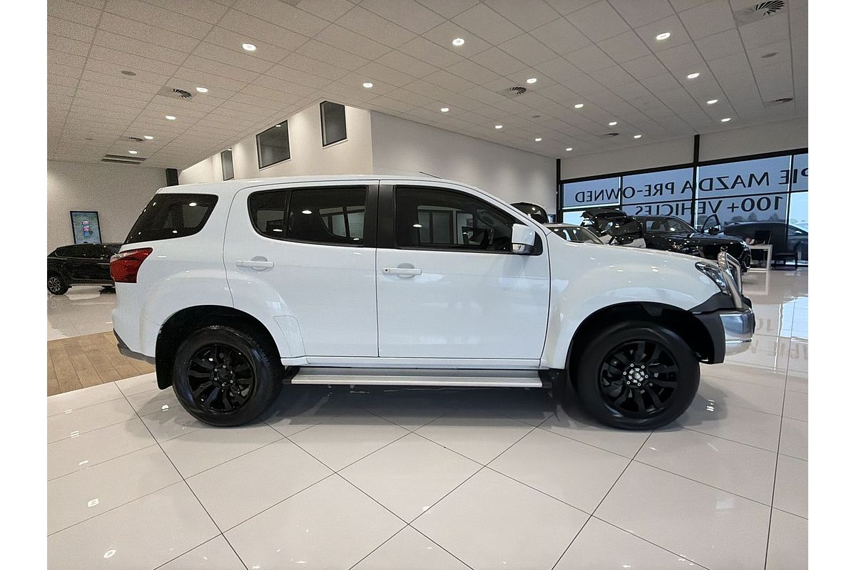 2020 Isuzu MU-X LS-M