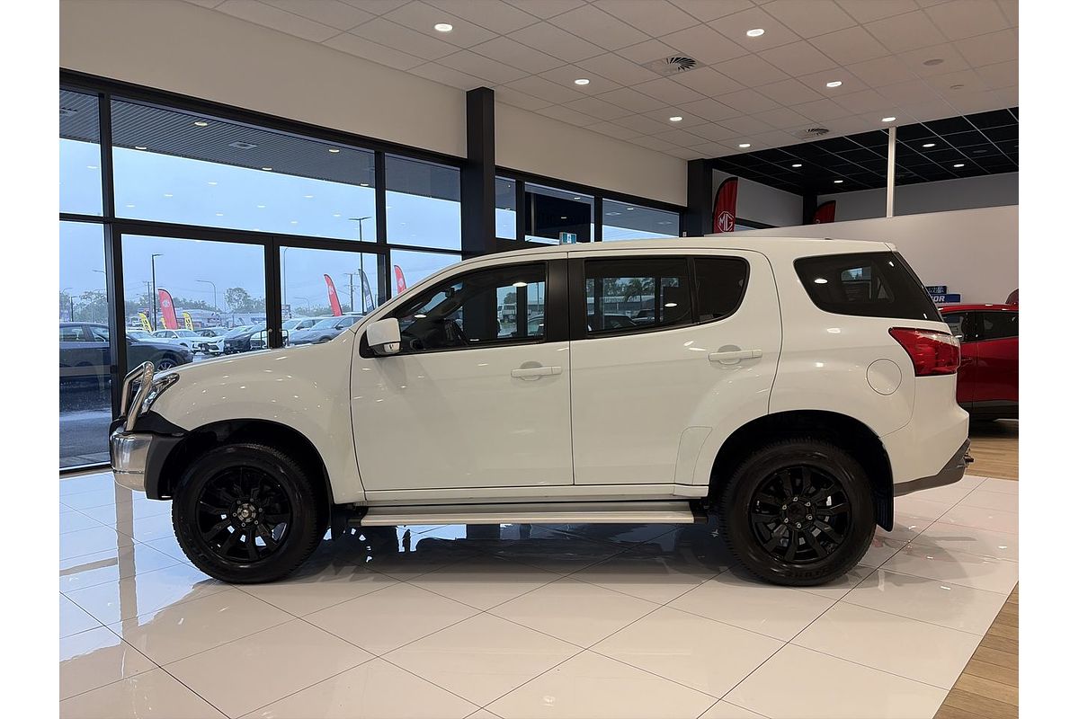 2020 Isuzu MU-X LS-M