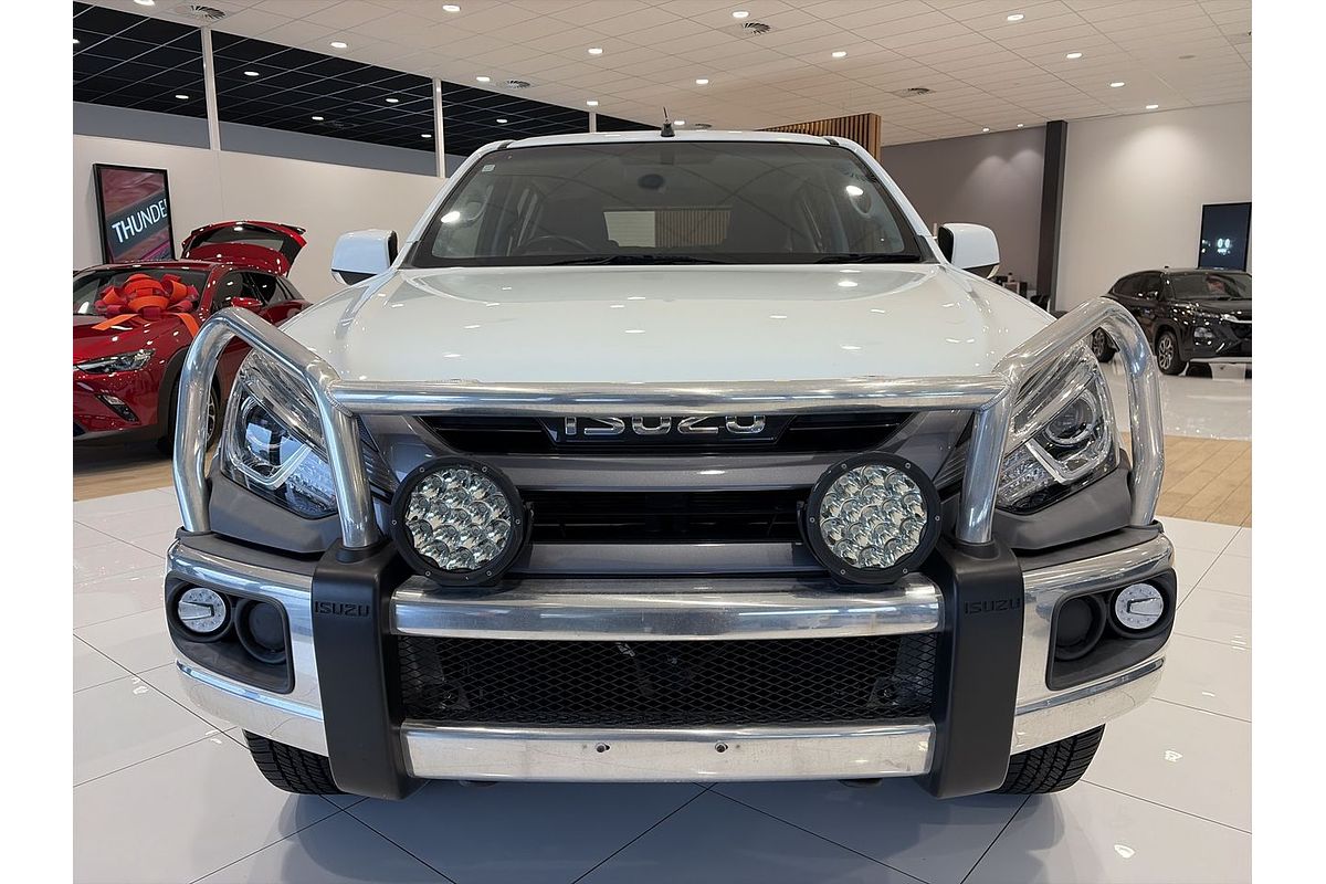 2020 Isuzu MU-X LS-M