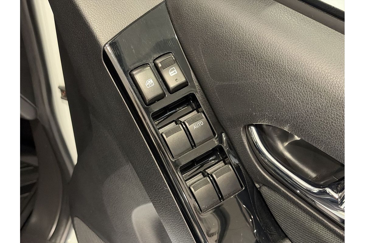 2020 Isuzu MU-X LS-M