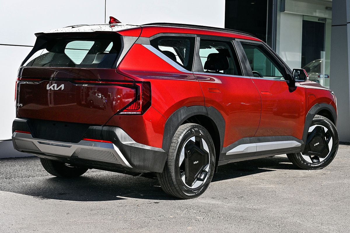 2025 Kia EV5 Air Standard Range OVc