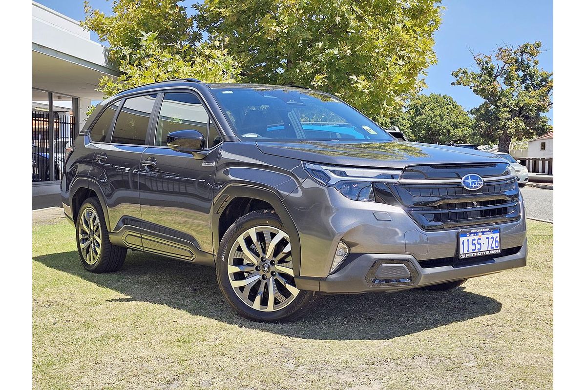 2025 Subaru Forester Hybrid Touring S6