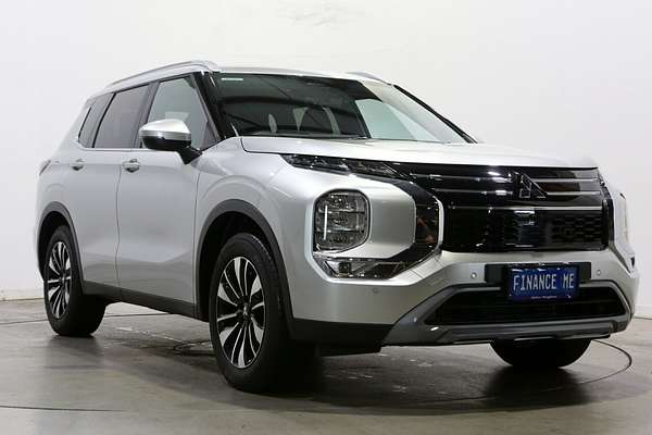 2025 Mitsubishi Outlander LS ZM