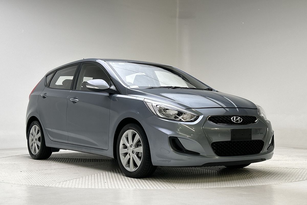 2017 Hyundai Accent Sport RB6