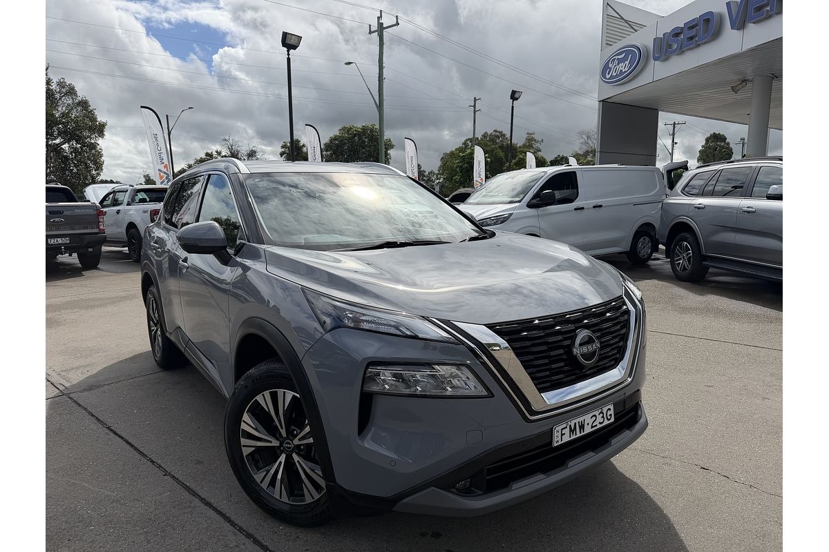 2024 Nissan X-TRAIL ST-L T33