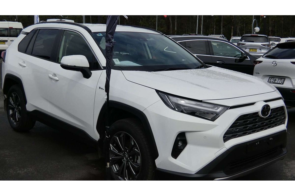2024 Toyota RAV4 GXL AXAH52R