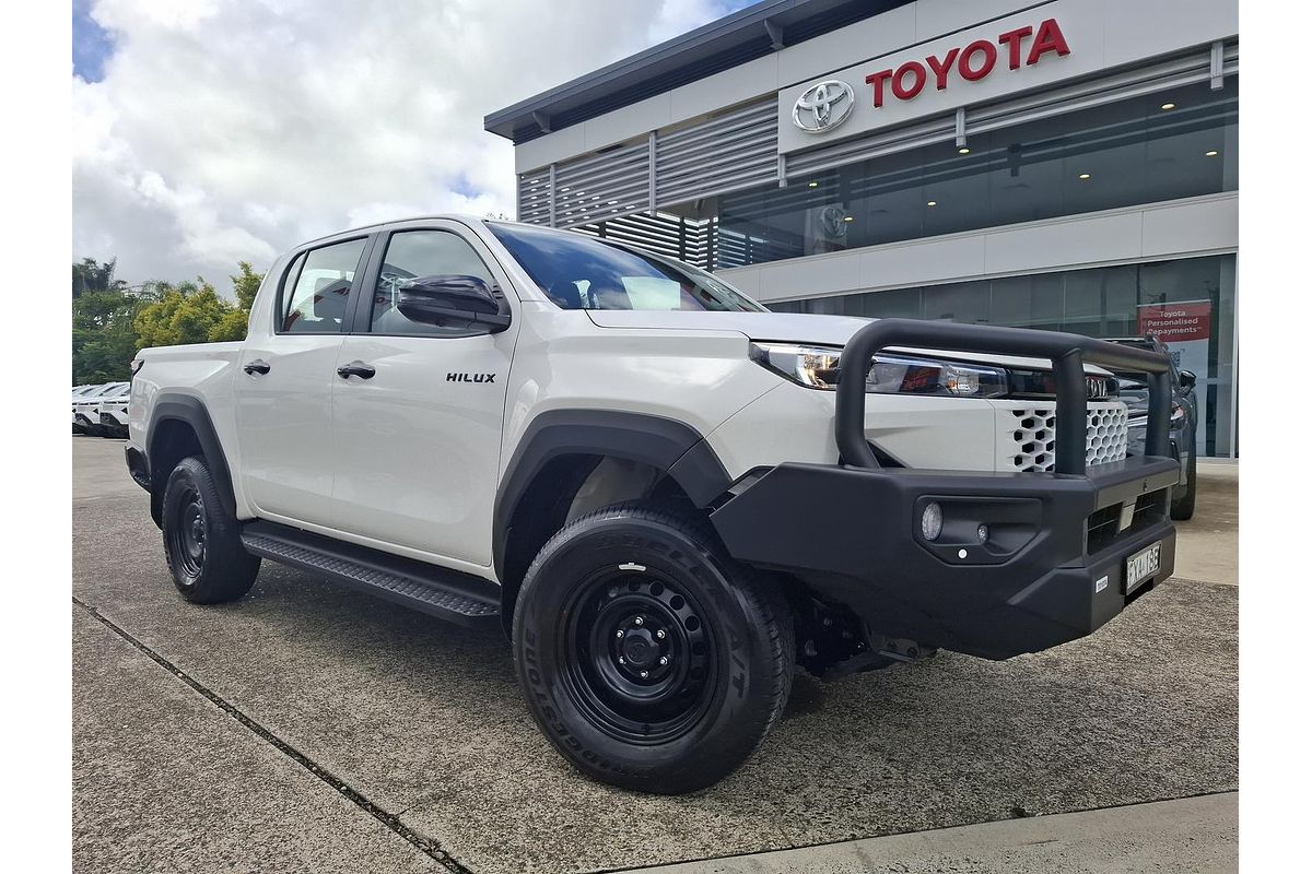 2026 Toyota Hilux SR 48V GUN227R 4X4