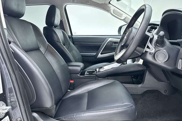 2024 Mitsubishi Pajero Sport Exceed QG thumb-12