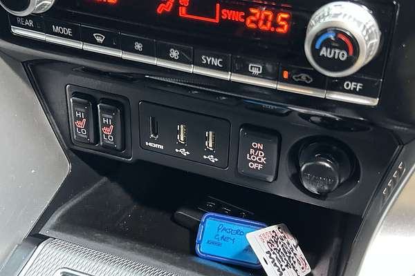 2024 Mitsubishi Pajero Sport Exceed QG thumb-17